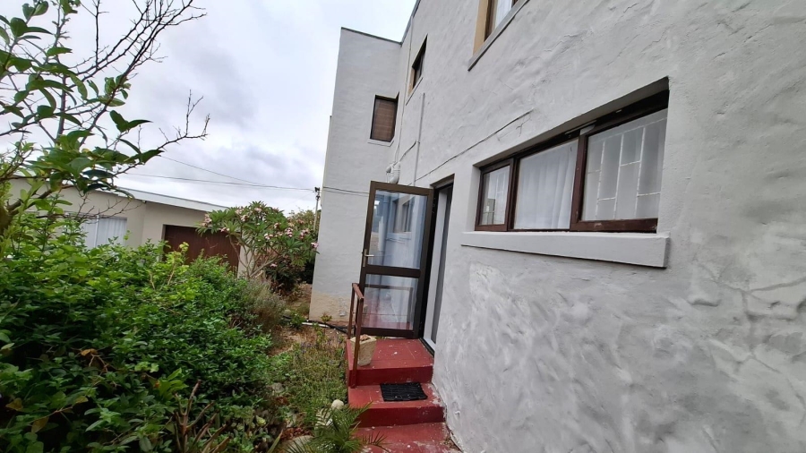 5 Bedroom Property for Sale in Witsand Western Cape
